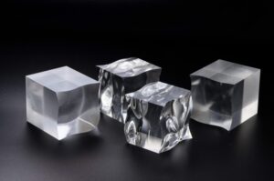アクリルの立体加工の基礎と実例｜透明仕上げ・加工可否・形状のポイントを解説